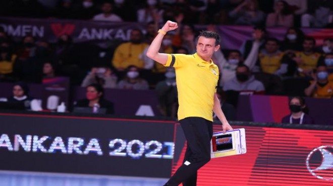 Giovanni Guidetti 3 yıl daha VakıfBank’ta